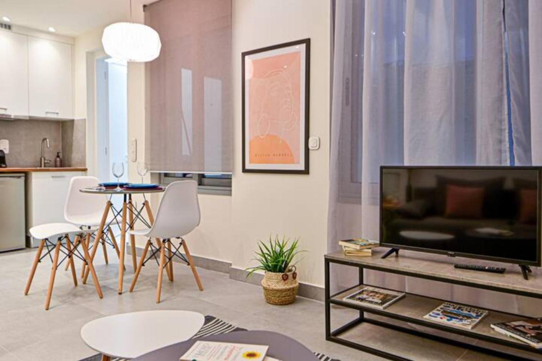 Walk To Syntagma,From A Prime-Location, Luxury Apt Atenas Exterior foto
