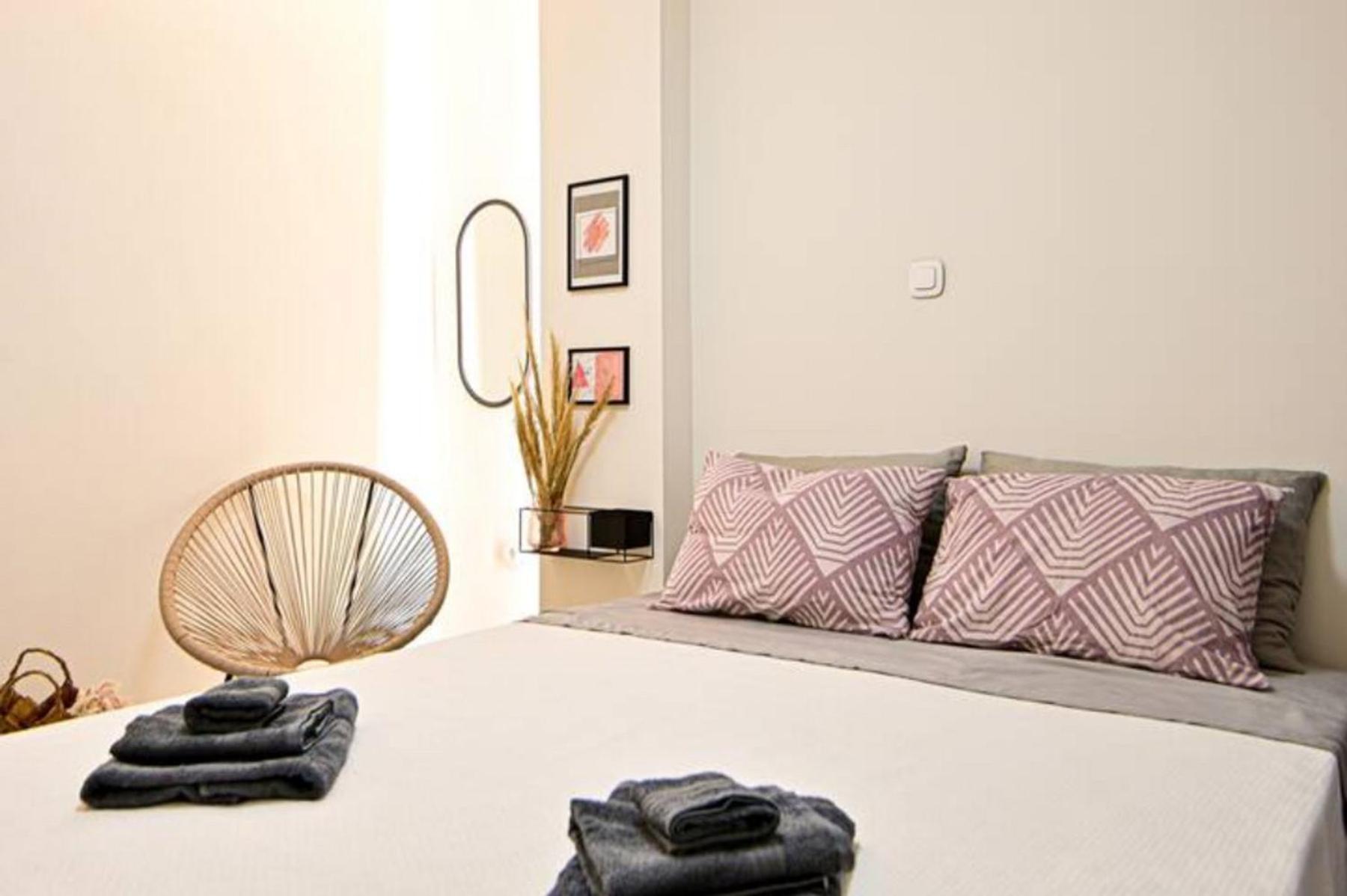 Walk To Syntagma,From A Prime-Location, Luxury Apt Atenas Exterior foto